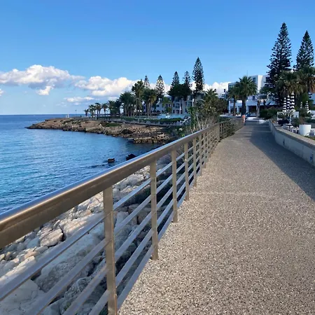 Mandarin Villa Paralimni