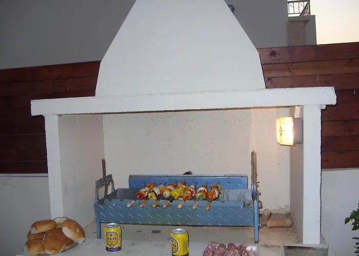 Mandarin וילה פאראלימני